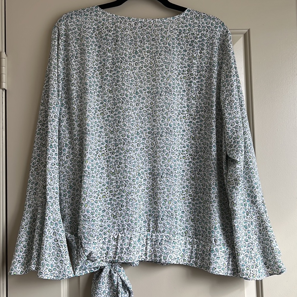 Loft Long Sleeve Blouse with Elastic Tie - Picture 5 of 5